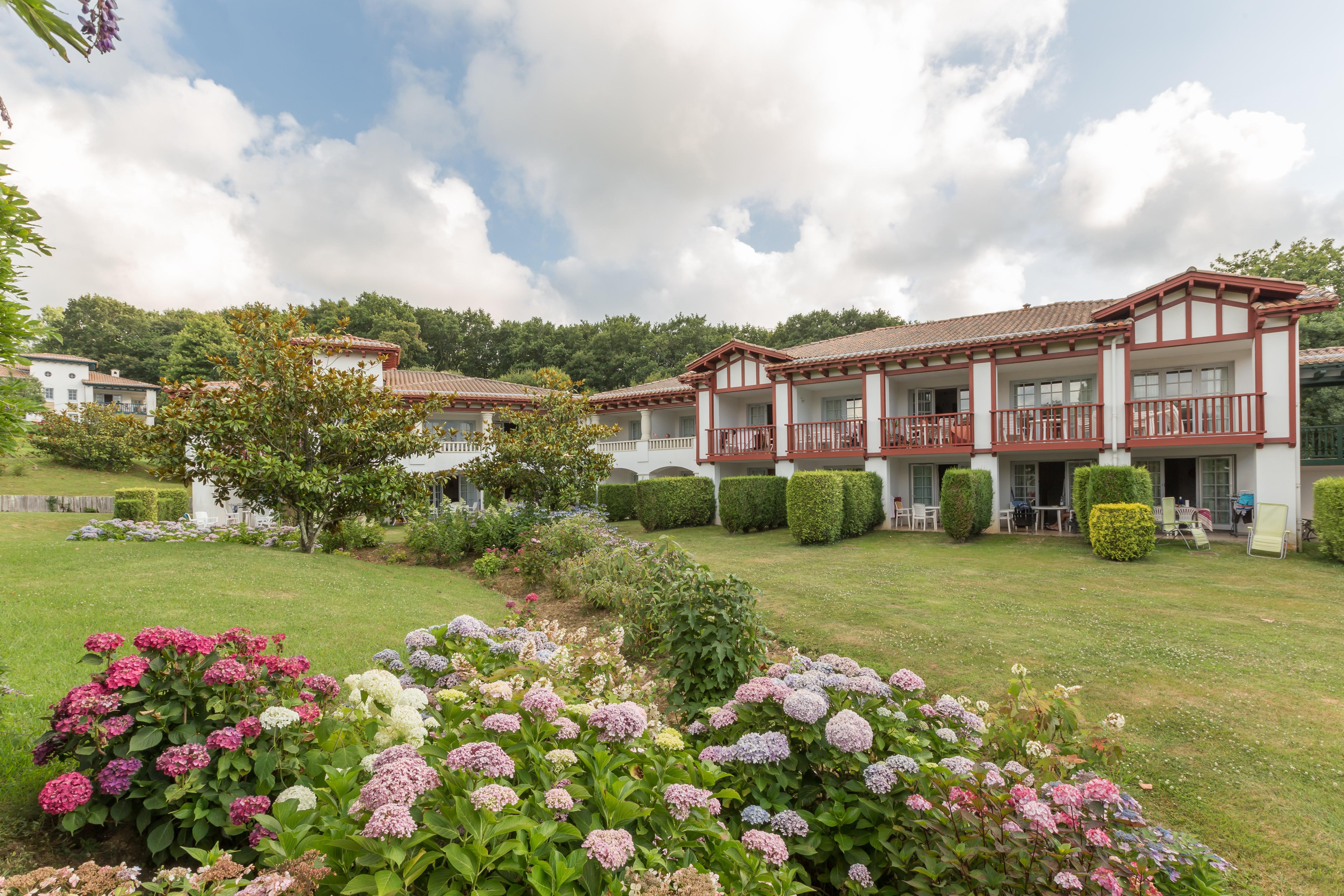 Residence Pierre & Vacances Le Domaine De Bordaberry Urrugne Exterior foto
