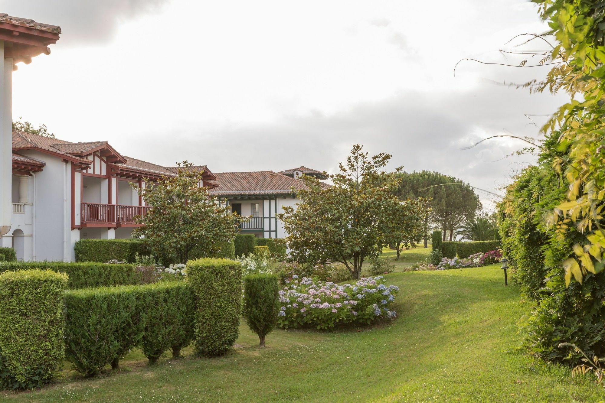 Residence Pierre & Vacances Le Domaine De Bordaberry Urrugne Exterior foto